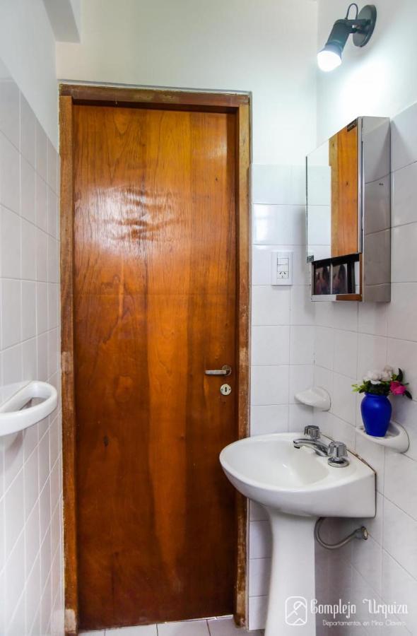 Complejo Urquiza Departamentos Apartamento Mina Clavero Exterior foto