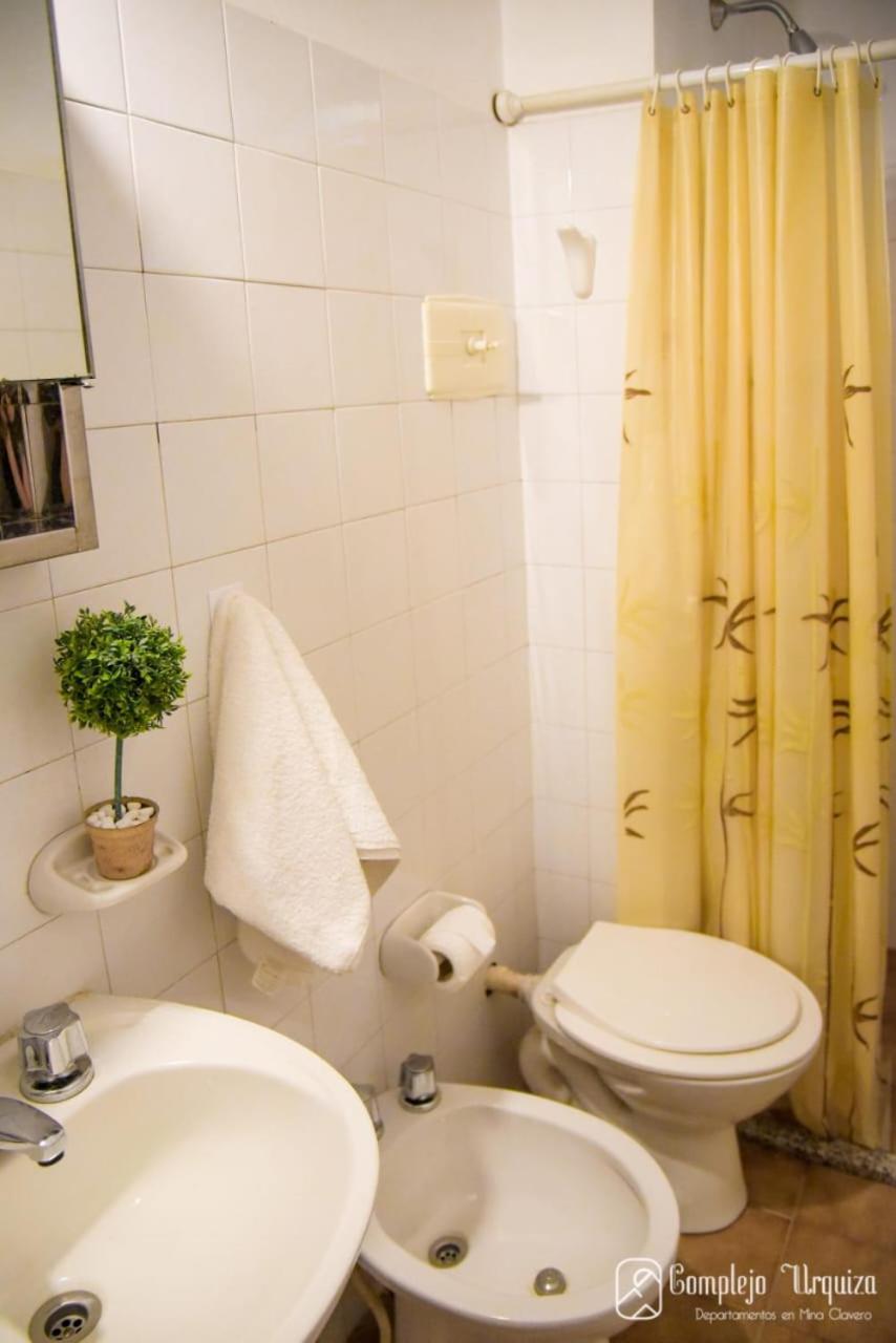 Complejo Urquiza Departamentos Apartamento Mina Clavero Exterior foto