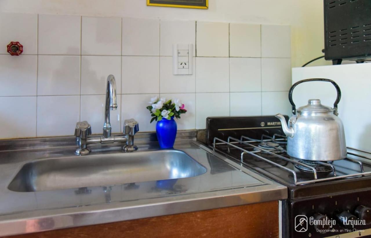 Complejo Urquiza Departamentos Apartamento Mina Clavero Exterior foto