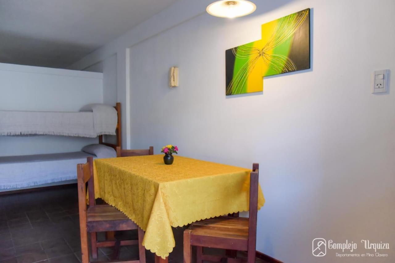 Complejo Urquiza Departamentos Apartamento Mina Clavero Exterior foto